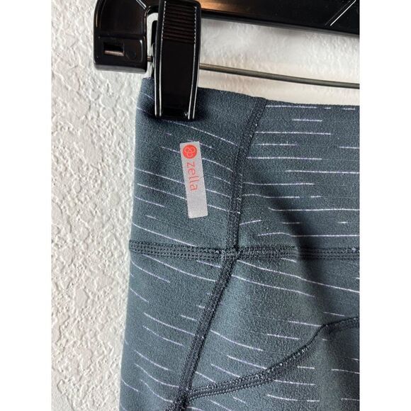 Zella Mesh Striped Mid-Rise Cropped Leggings Size XS Charcoal Gray Athletic Yoga - Picture 6 of 10